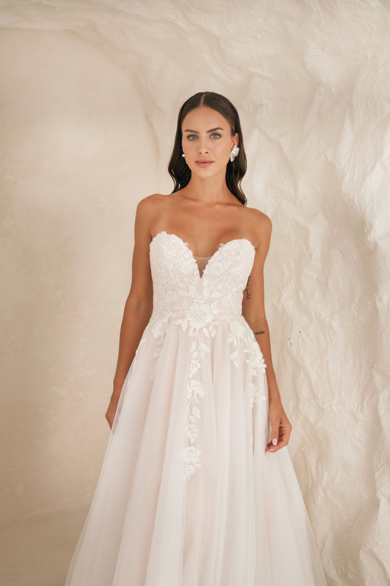 Beth - Laceywedding