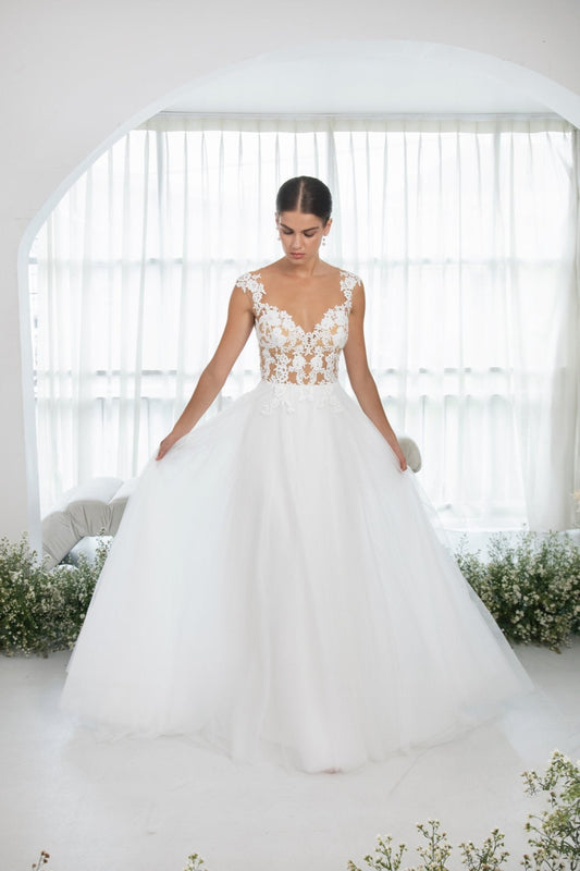 Briony - Laceywedding