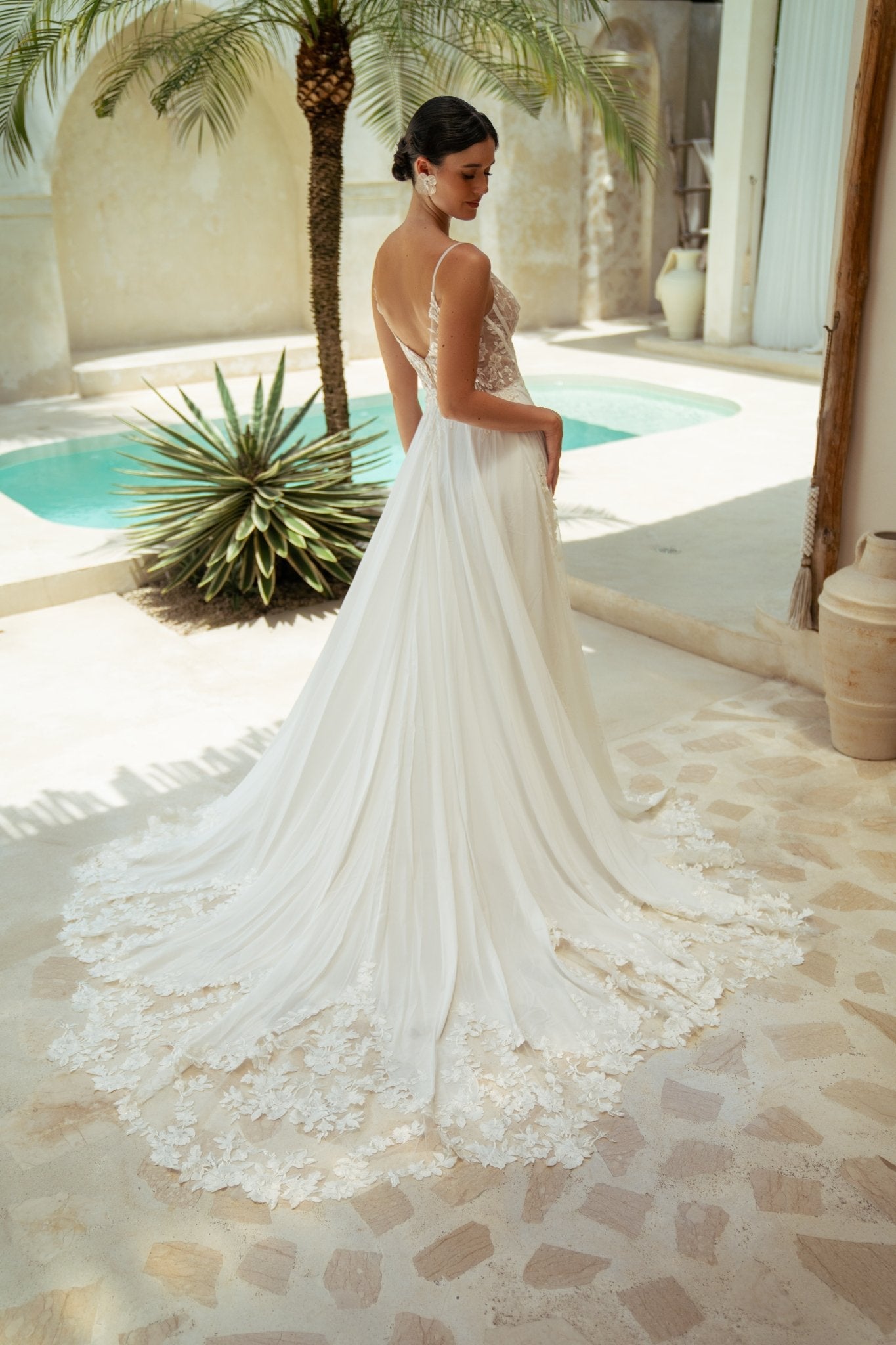 Livia - Laceywedding