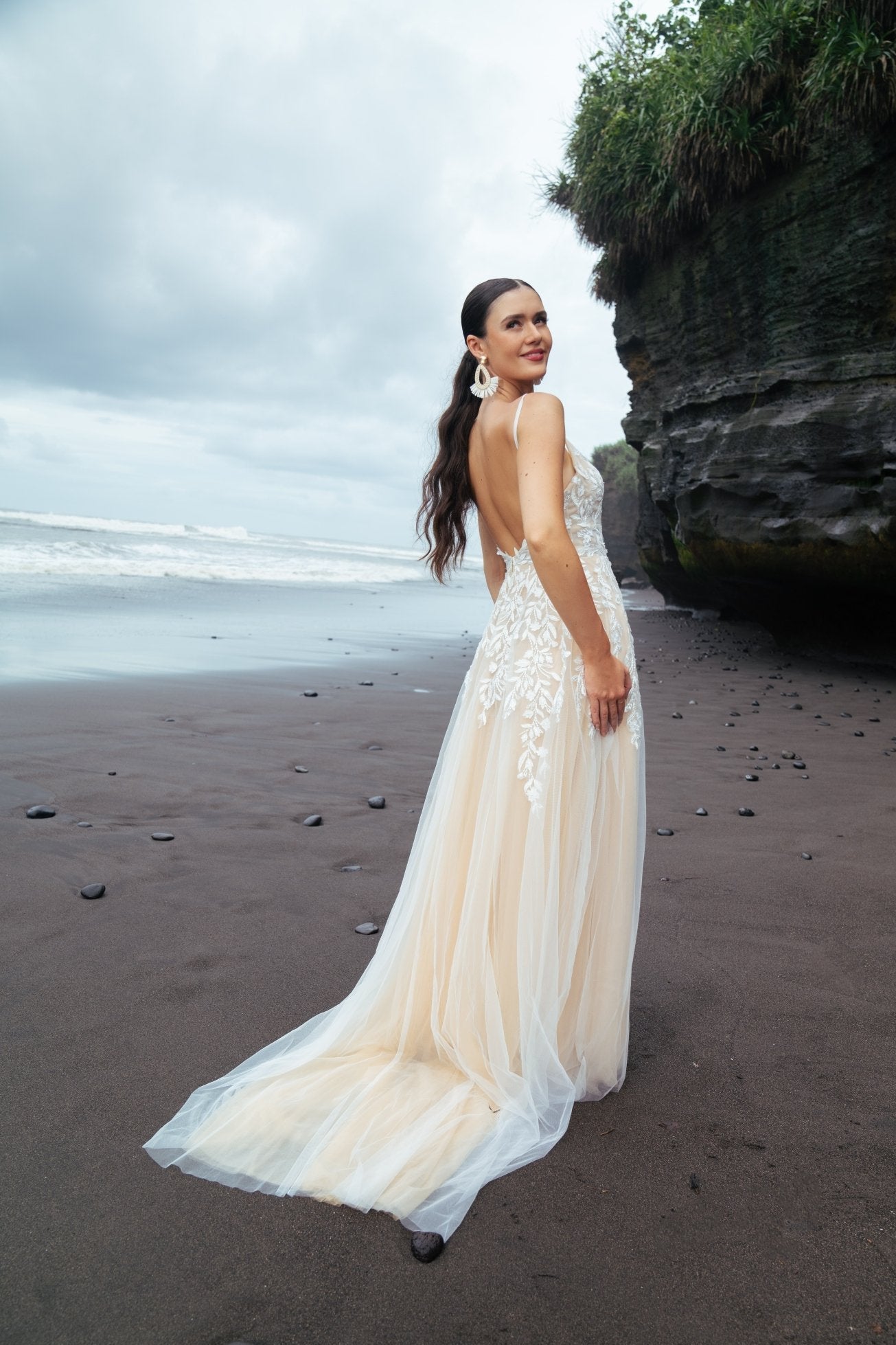 Tess - Laceywedding
