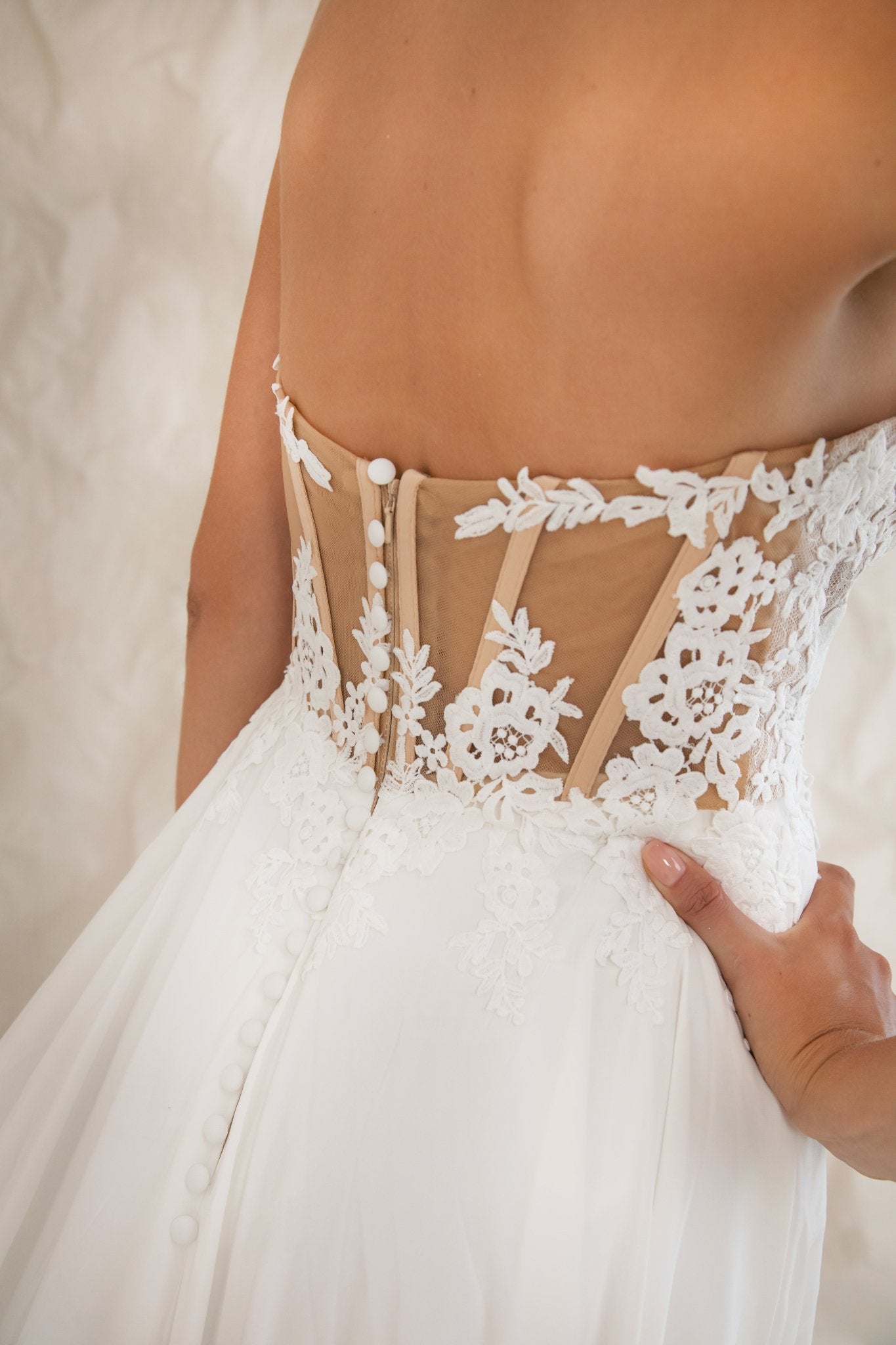 Yara - Laceywedding